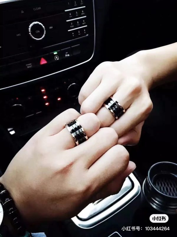 High Quality Bvlgari Rings Gold Logo Collection
