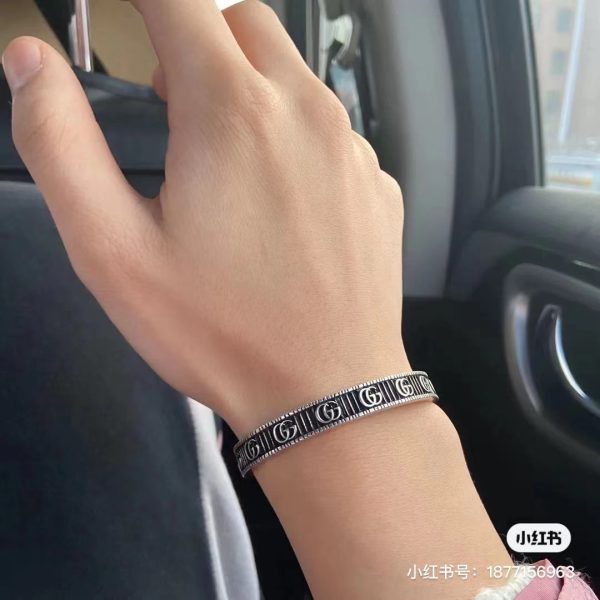 Premium Gucci Bracelets Silver Retro Style
