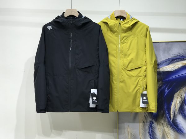 Best Selling Descente Coats Yellow Urban Luxury