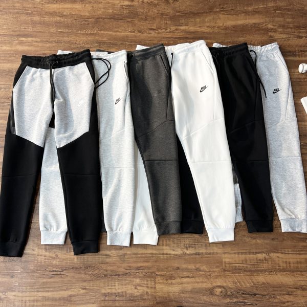 Luxury Nike Trousers Black Cotton Streetwear Collection