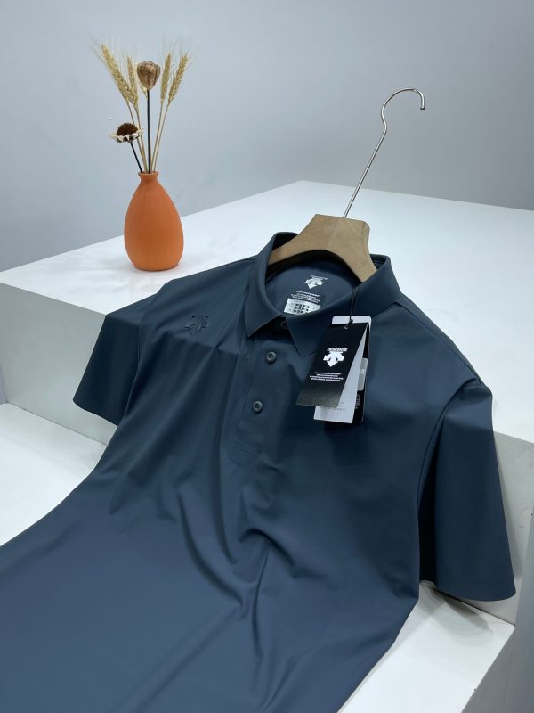 Best Selling Descente Short-Sleeved Shirts Black Silk Urban Luxury