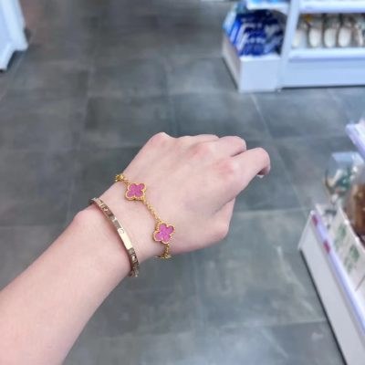 Best Selling Van Cleef & Arpels Bracelet Pink Elegant Luxury