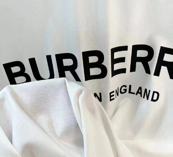 Best Selling Burberry Short Sleeves Black Cotton Classic Collection