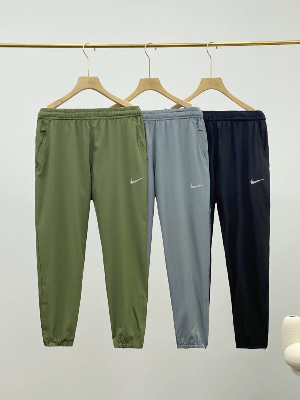 Luxury Nike Trousers Black Breathable Collection