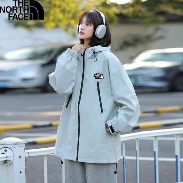 High Quality The North Face Coats Casual Collection