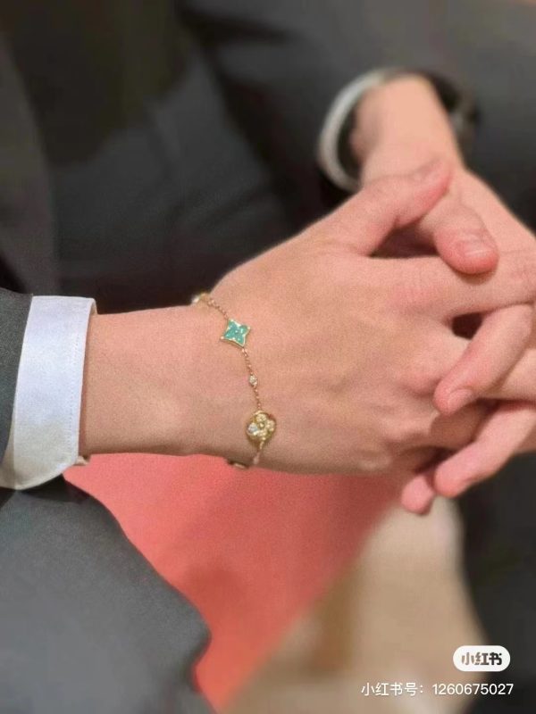 Best Selling Louis Vuitton Bracelet Classic Luxury
