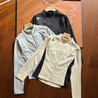 High Quality Descente Jackets Black Classic Collection