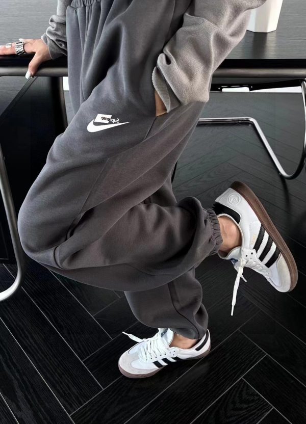 High Quality Nike Sweatpants Gray Fleece Print Style
