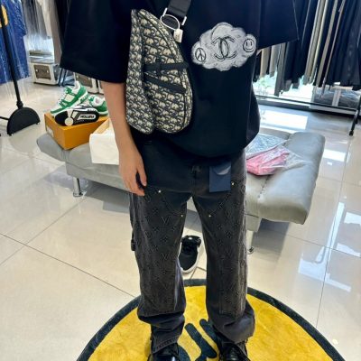 Best Selling Louis Vuitton Jeans Black Denim Washed Style