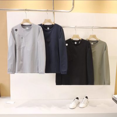 High Quality Descente Base Shirt Black Spandex Minimalist Luxury