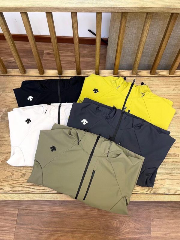 Premium Descente Coats Black Breathable Collection