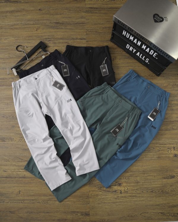 Luxury Helly Hansen Trousers Black Knit Style
