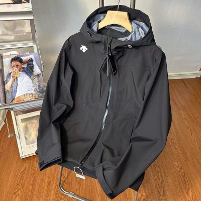 Premium Quality Descente Coats Black Casual Style