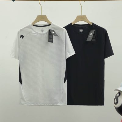 High Quality Descente Short Sleeves Black Casual Style