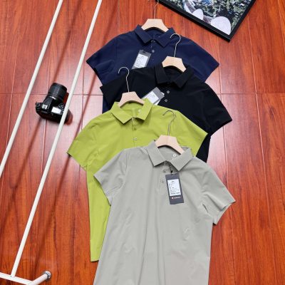 Luxury Lululemon Short-Sleeved Black Polyester Classic Style