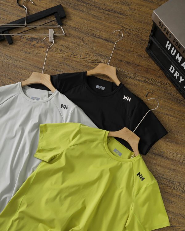 Luxury Helly Hansen Short Sleeves Black Casual Luxury