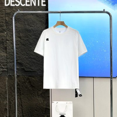 High Quality Descente Short Sleeves Black Washed Collection