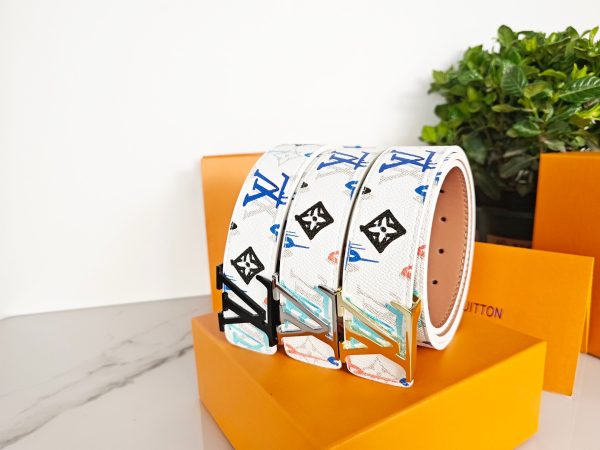 Premium Quality Louis Vuitton Belt White Classic Style