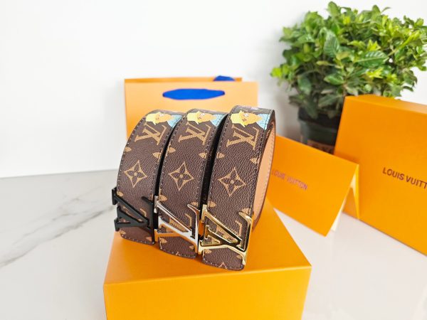 Premium Louis Vuitton Belt Brown Classic Collection