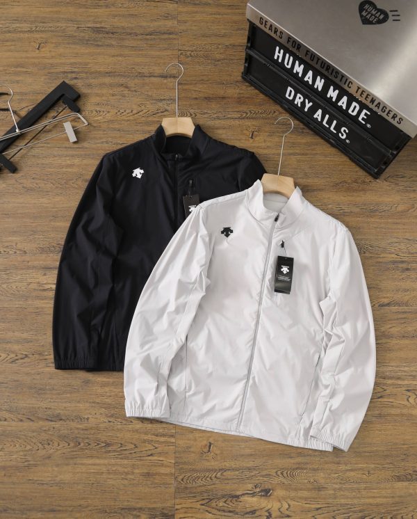 High Quality Descente Coats Black Breathable Collection