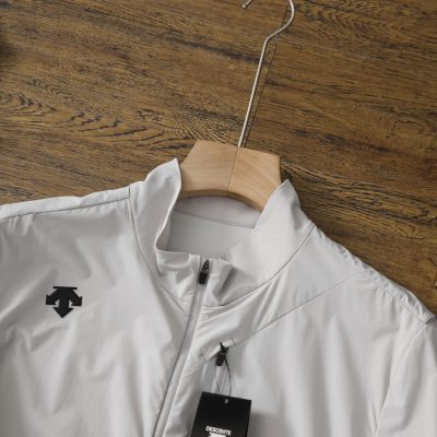 High Quality Descente Coat Collection