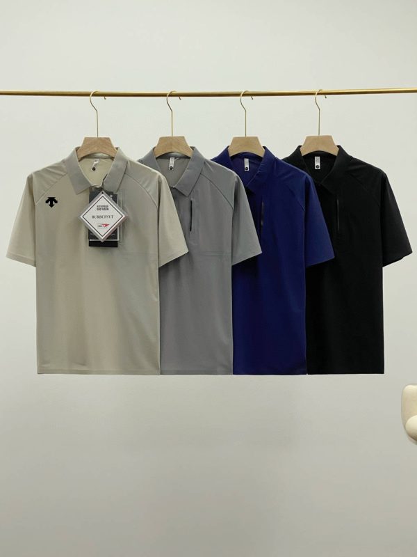Premium Descente Short-Sleeved T-Shirts Black Casual Collection