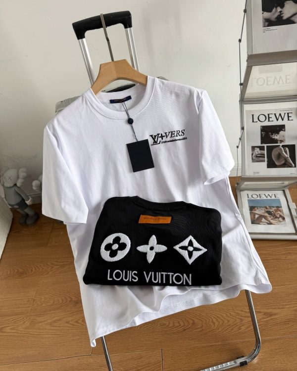 Premium Louis Vuitton Short-Sleeved T-Shirt Black Cotton Monogram Style