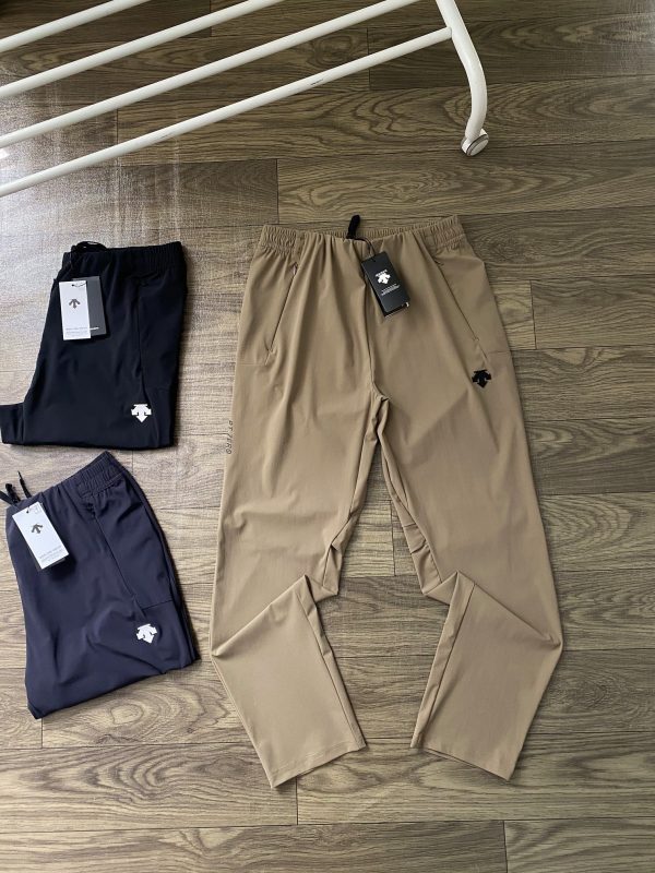 High Quality Descente Trousers Black Silk Casual Luxury