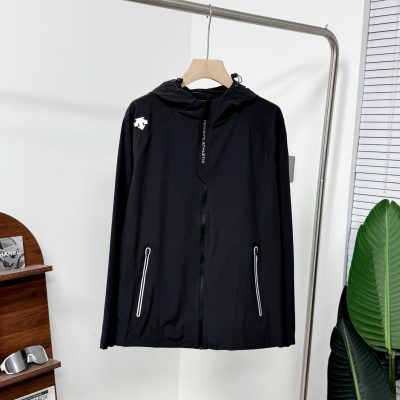 Luxury Descente Jackets Black Nylon Breathable Luxury