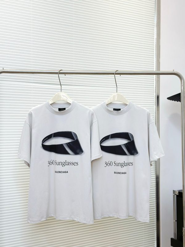 High Quality Balenciaga Short Sleeves Cream Cotton Luxury