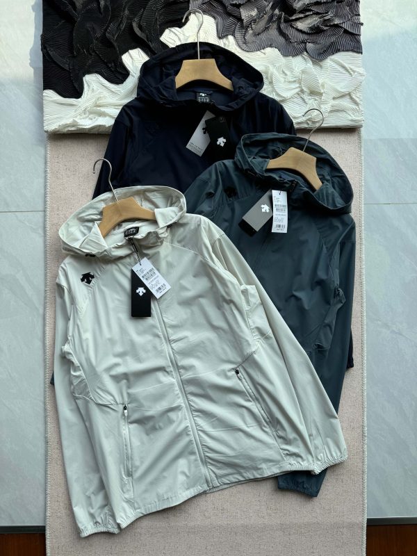 High Quality Descente Jackets Blue Knit Breathable Luxury