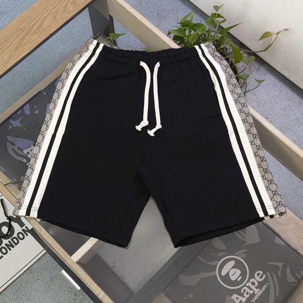 Luxury Gucci Shorts Black Plaid Collection