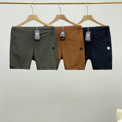 Luxury Descente Shorts Black Breathable Style