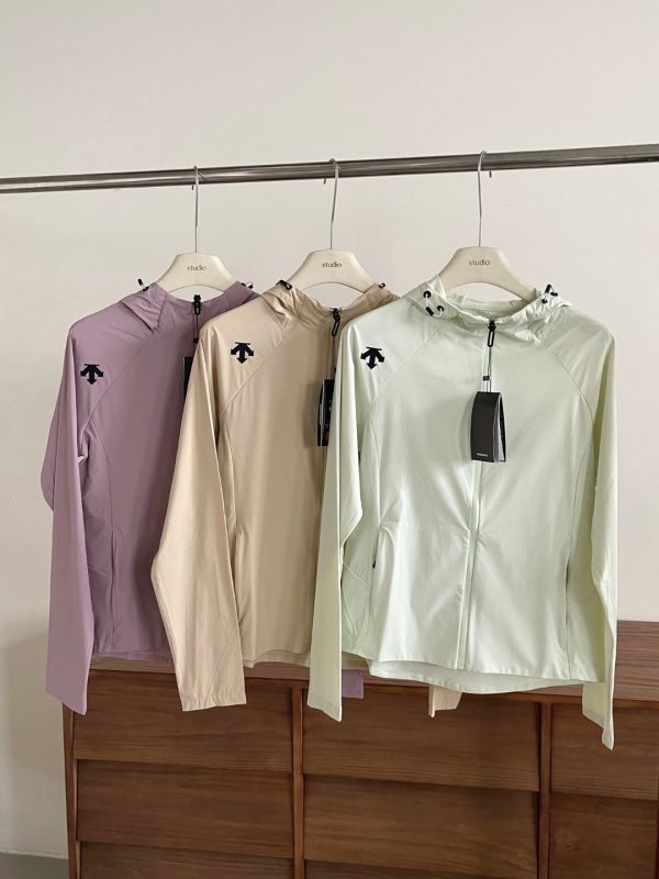 Premium Descente Coat Green Nylon Breathable Style