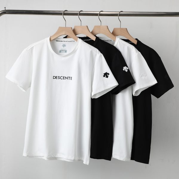 High Quality Descente Short Sleeves Black Polyester Logo Style
