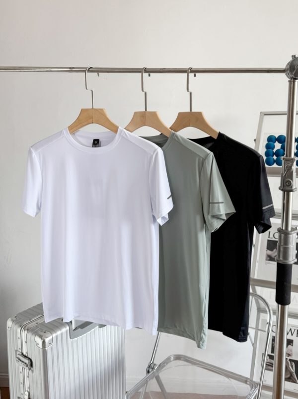 Premium Quality Lululemon T-Shirt Black Silk Breathable Collection