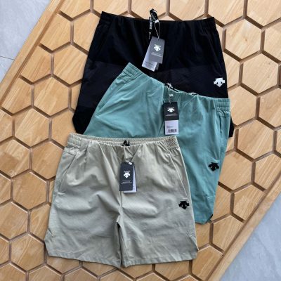 High Quality Descente Shorts Black Breathable Collection