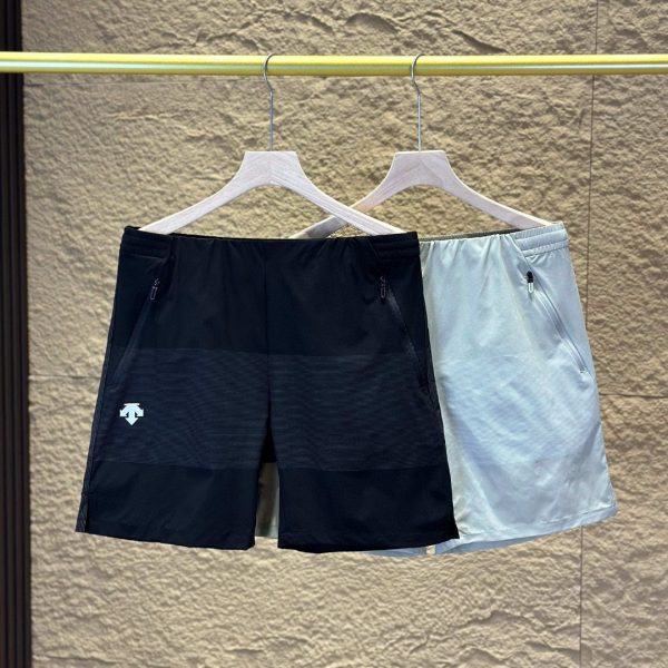 Luxury Descente Shorts Green Classic Collection