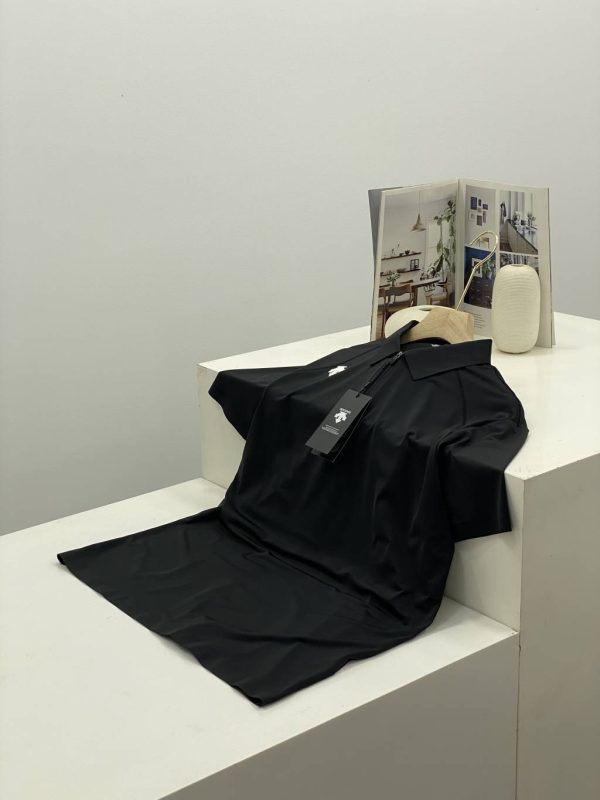 Luxury Descente Short-Sleeved Gray Breathable Collection