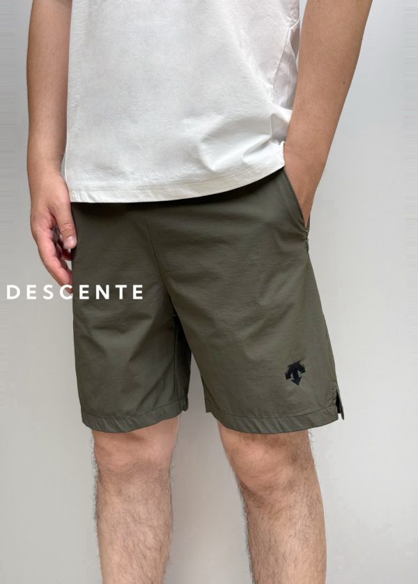Premium Descente Shorts Black Luxury