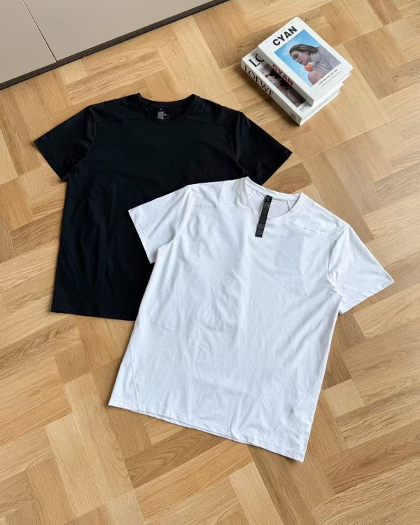 High Quality Lululemon T-Shirt Black Breathable Style