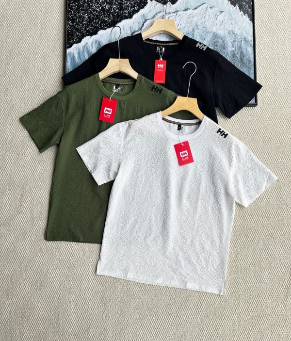 Luxury Helly Hansen Short Sleeves Black Breathable Style