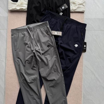 Best Selling Descente Trousers Black Casual Style