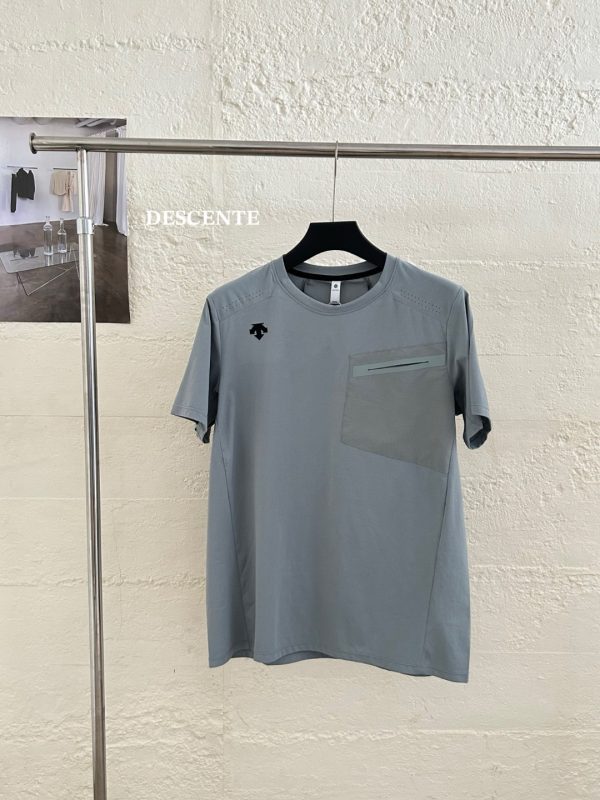High Quality Descente Short Sleeves Black Breathable Luxury