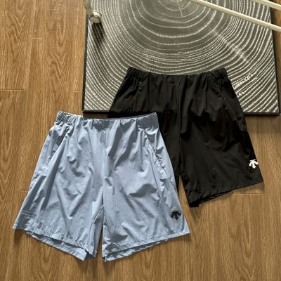 High Quality Descente Shorts Black Casual Collection