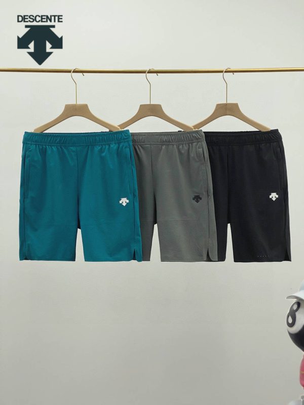 Premium Descente Shorts Black Casual Luxury