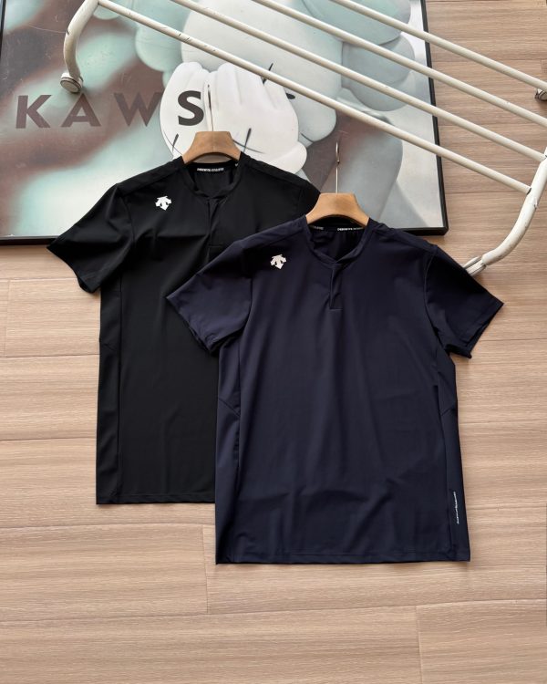 Premium Descente Short-Sleeved Shirts Black Silk Casual Style