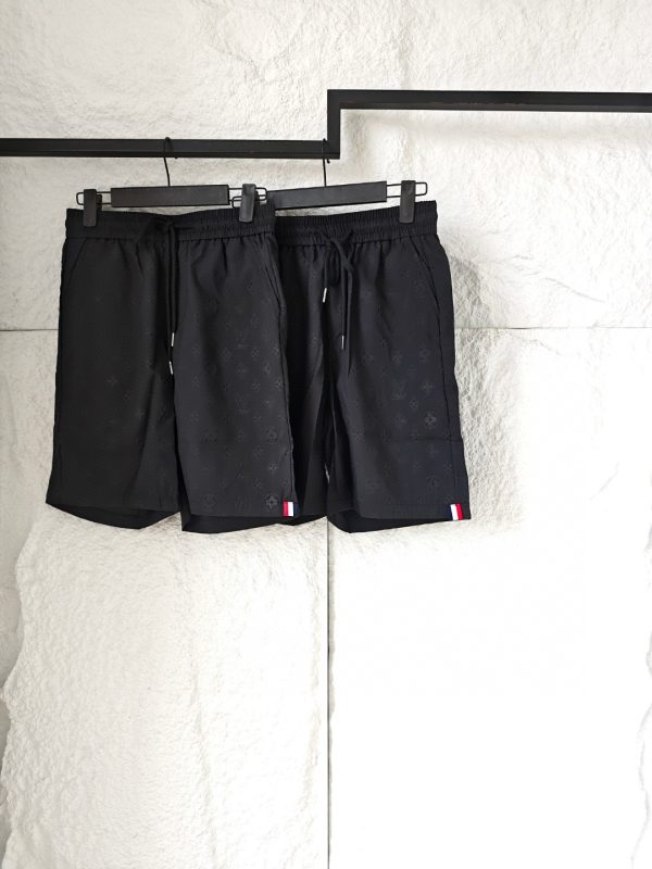 Premium Louis Vuitton Shorts Black Print Collection