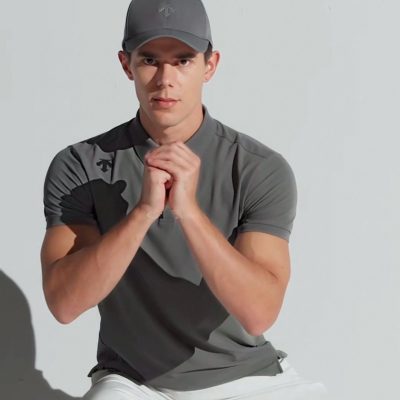 Premium Descente Short-Sleeved Black Elegant Style