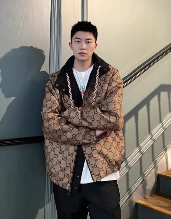 Premium Quality Gucci Coat Cowhide Logo Collection